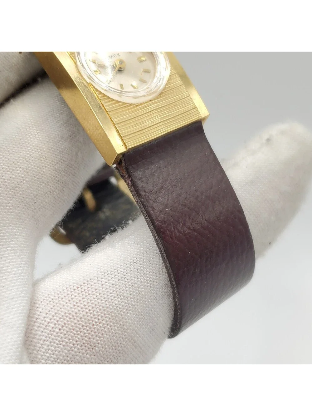 Vintage Timex Mechanical Womens Watch  18mm For Parts Or Repair